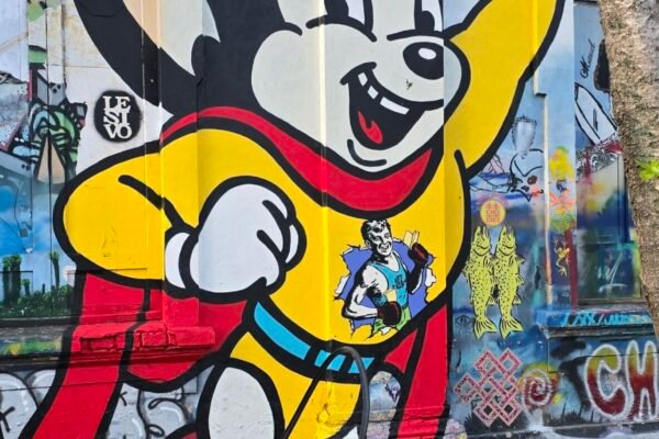 Beyond Candelaria: Graffiti & Architecture